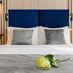 Unique Boutique 4*