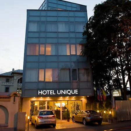 Unique Boutique 4*
