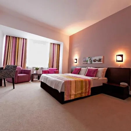 Отель Unique Boutique 4*