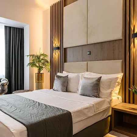 Unique Boutique 4* Бухарест