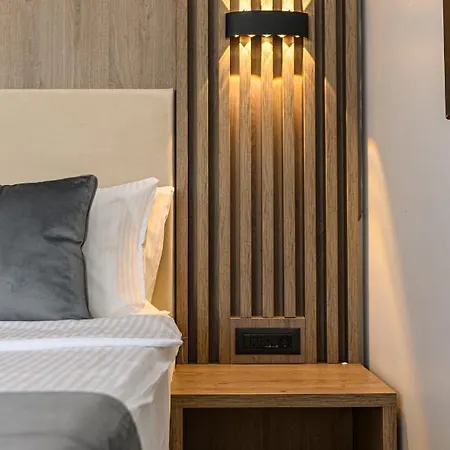 Unique Boutique 4* Бухарест