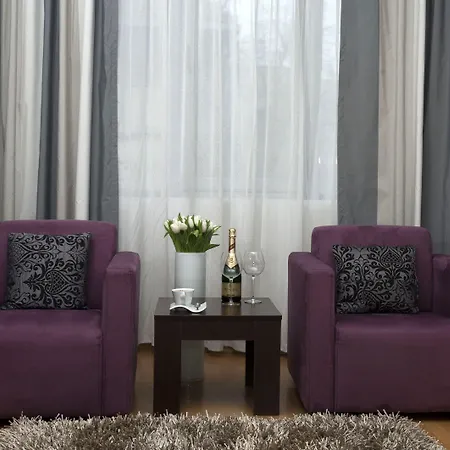 Unique Boutique 4* Бухарест