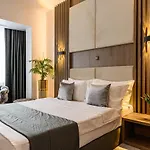 Unique Boutique 4* Bucarest