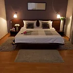 Unique Boutique 4* Bucarest