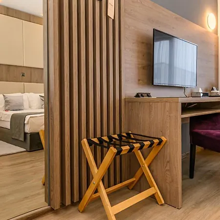 Unique Boutique Hotel 4*