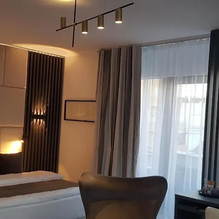 酒店 Unique Boutique 4*