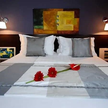 Unique Boutique Hotell 4*