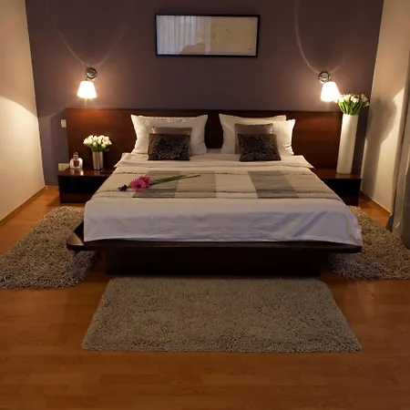 Unique Boutique 4* Bucureşti