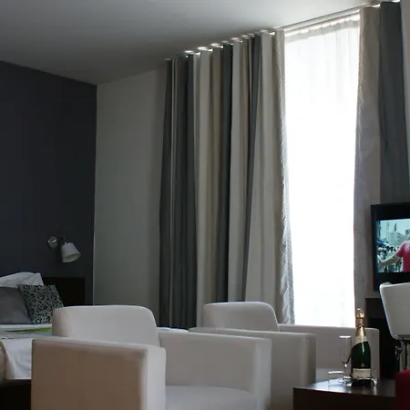 酒店 Unique Boutique 4*