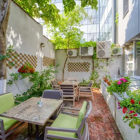 Hotel Unique Boutique 4*