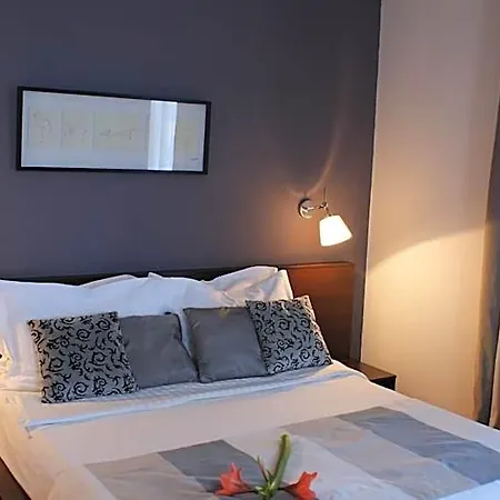 Unique Boutique Hotel