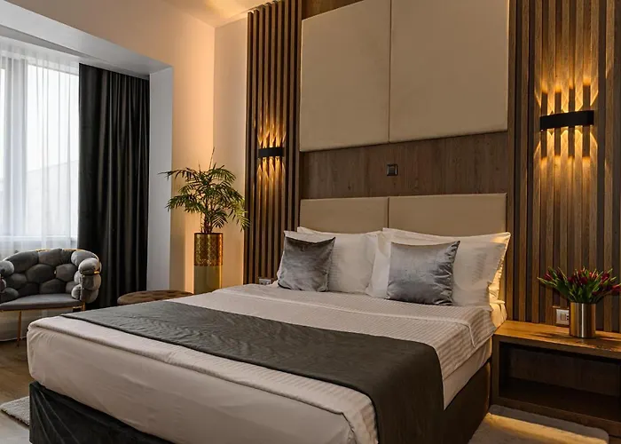 Unique Boutique 4*