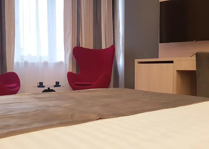 Unique Boutique 4*