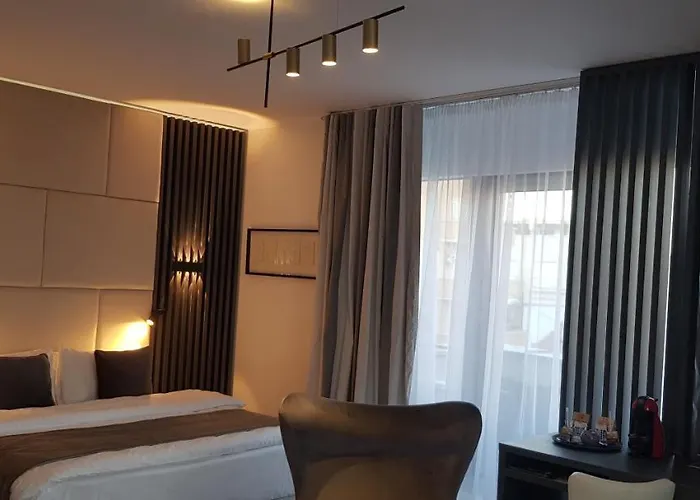 Ξενοδοχείο Unique Boutique 4*