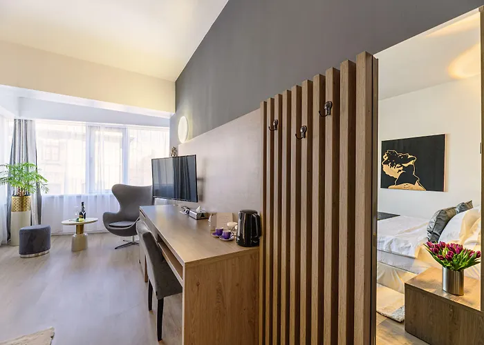 Ξενοδοχείο Unique Boutique 4*